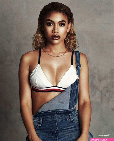 Paige Hurd Sexy Collection Videos Best Sexy Photos Porn Pics Hot