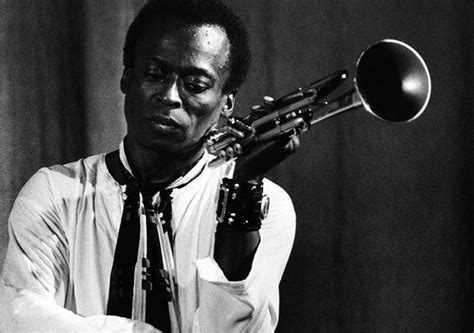Between his first recording session in 1944 and his death in 1991, miles davis changed the course of music many times. From Billie Holiday to Miles Davis: 8 Timeless Covers of Classic Jazz Songs