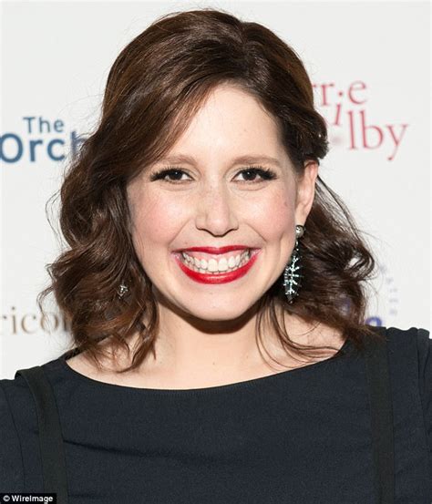 Snls Vanessa Bayer To Leave The Particular Show After