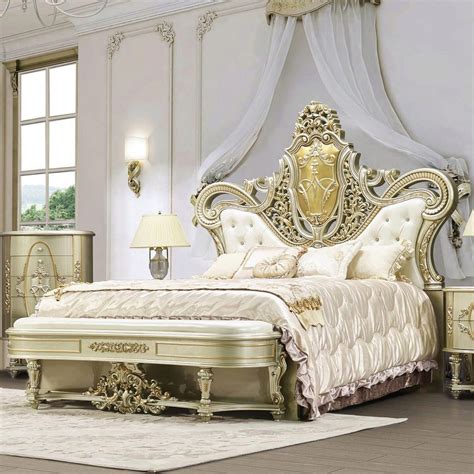Luxury Cal King Bedroom Set 3 Psc Gold Curved Wood Homey Design Hd 8024