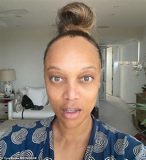 Tyra Banks Posts Photos Without Makeup Or A Wig In Rare Glimpse Of The