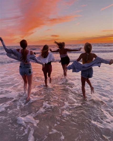 Chloe🌸 On Instagram “beach Days Are Coming ☀️” Summer Friends
