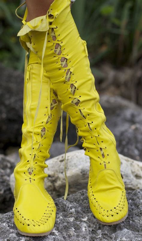 Mellow Yellow Knee High Boots Mellow Yellow Jaune Talons