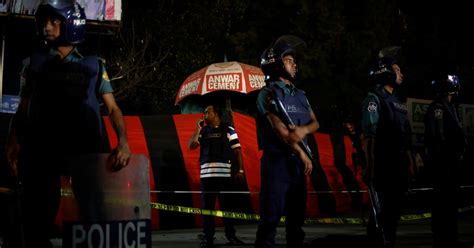 Bangladesh Bomb Blasts Kill Three Scores Injured Huffpost