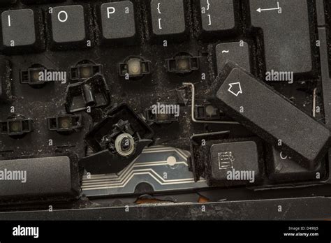 Broken Computer Keyboard Banque De Photographies Et Dimages à Haute