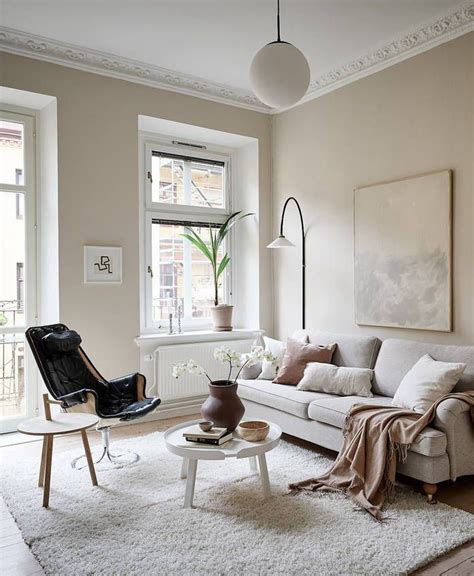 Stylish Home In Beige Via Coco Lapine Design Blog