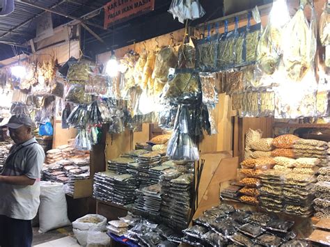 Pasar Ikan Bilis Kota Kinabalu
