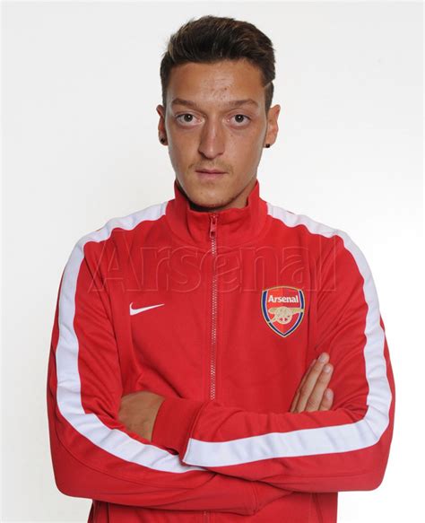 Arsenals New £42m Man Mesut Özil Does First Gunners Photoshoot Photos