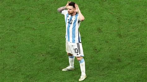 Lionel Messi Festejó Su Gol De Penal Emulando A Riquelme