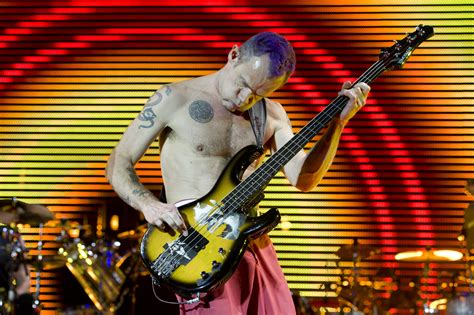 The Red Hot Chili Peppers Didnt Bother Plugging In Their Guitars For