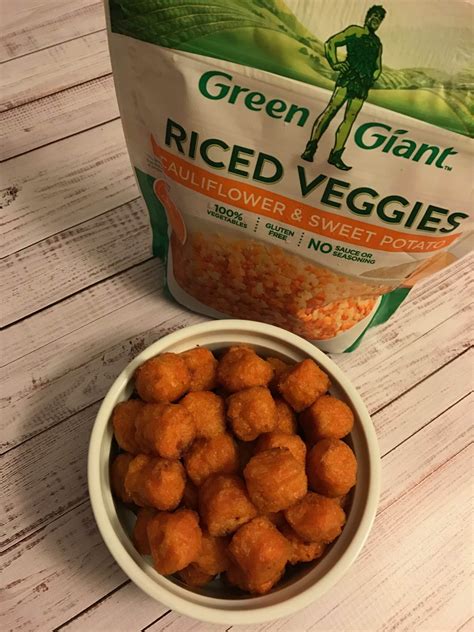 I have been wanting little cesar's or pizza hut's cheesy bread for some time now. Cauliflower Sweet Potato Tater Tots - The Healthy Voyager