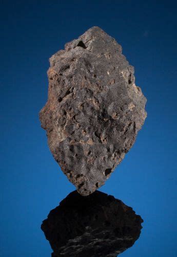 Magnificent Martian Meteorite 133 X 82 X 38 Mm Minerals Crystals