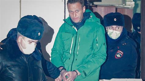 Encarcelado El Opositor Navalni Llama A Los Rusos A Salir A La Calle Los Tiempos