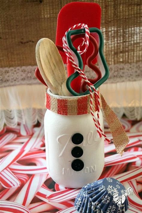 So if you are working on a budget this holiday season (aren't. 135 Homemade Christmas Gift Ideas to make him say "WOW"