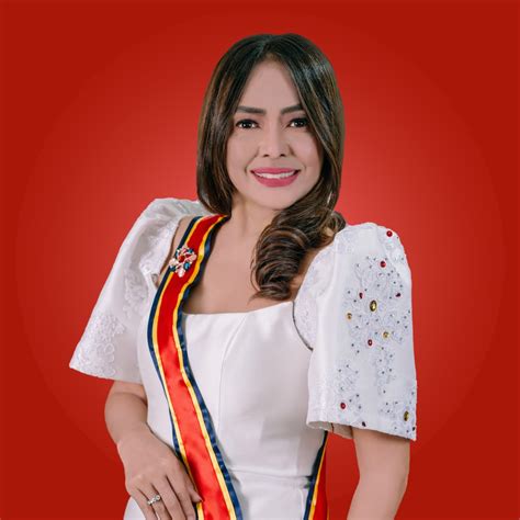 Mayor Marisa Red Santa Cruz