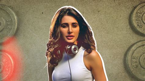 Happy Birthday Nargis Fakhri Check Out The Actor S Fitness Secrets