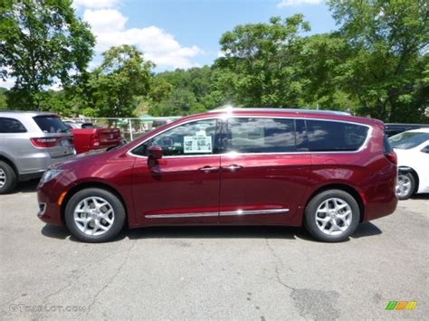 Velvet Red Pearl 2017 Chrysler Pacifica Touring L Plus Exterior Photo