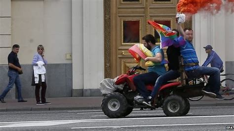 Arrests At Moscow Gay Pride Rally Bbc News