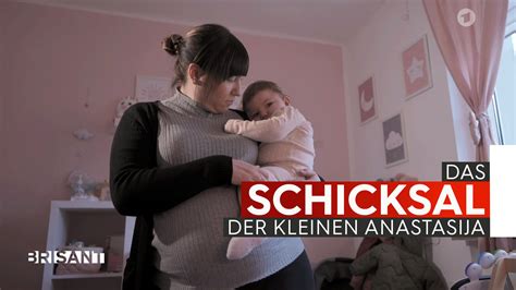 Drama Bei Der Entbindung Eltern Verklagen Klinik Die Kleine Anastasija Ist Schwerbehindert