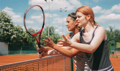 7 Ejercicios de golpe de revés en el tenis TennisHack