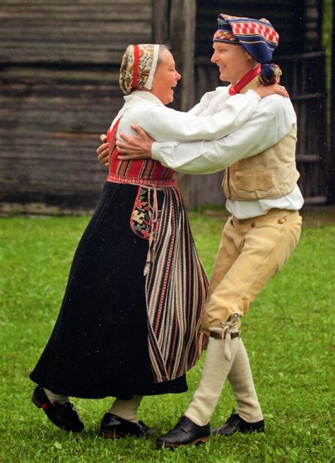 folkcostumeandembroidery costume and embroidery of leksand dalarna sweden norwegian clothing