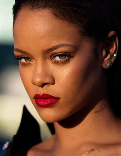 Pin By Chris P On Flawless Makeup Looks Rihanna Makeup Fenty Beauty