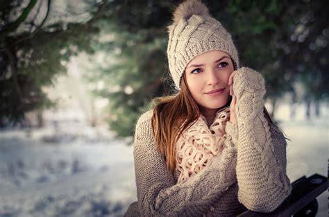 Wallpaper Sergey Tomashev Wanita Model Tersenyum Topi Musim Dingin Switer X