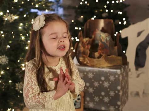 4 Year Old Girl Sings A Heart Melting Rendition Of ‘silent Night God Tv