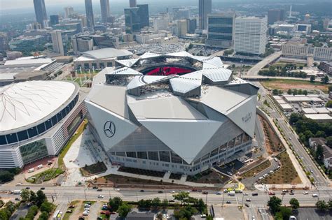 442k likes · 35,185 talking about this · 1,839 were here. Video Showcases Pinwheel Roof of Atlanta's New Mercedes ...