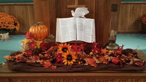 Fall Flower Arrangements For Church Altar