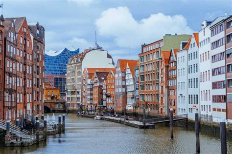 25 Awesome Things To Do In Hamburg Bobo And Chichi