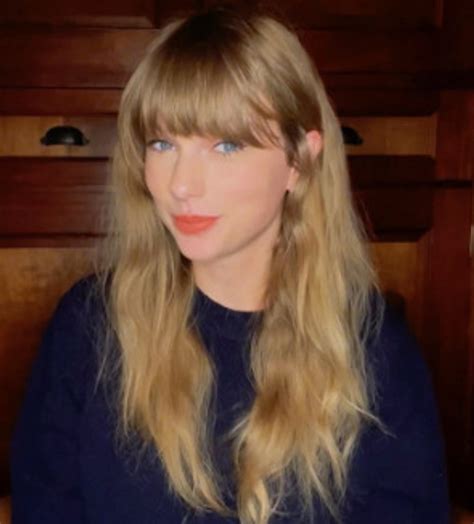 A Woman Who Went To High School With Taylor Swift Says Other Students