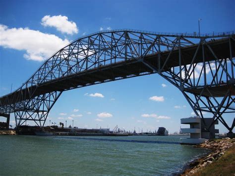 Corpus Christi Harbor Bridge (Corpus Christi, 1959) | Structurae