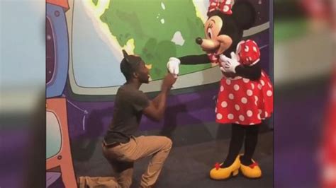 Video Mickey Mouse Unimpressed As Minnie Accepts Another Mans Marriage