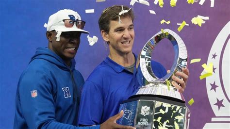 Eli Manning Says He Is Greatest Coach Of The Mannings After Pro Bowl