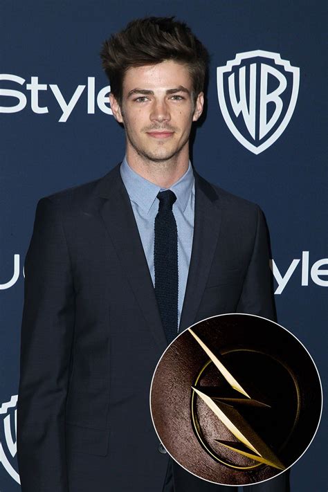 flash grant gustin s suit revealed in first image from arrow spinoff photo grant gustin