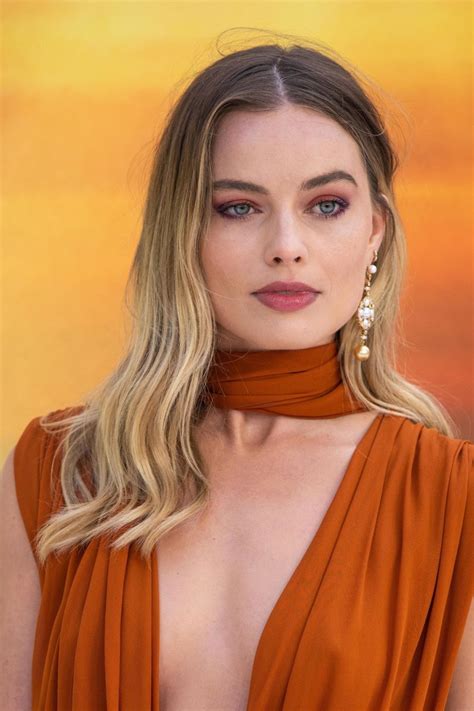 Margot Robbie Sexy 21 Photos Thefappening