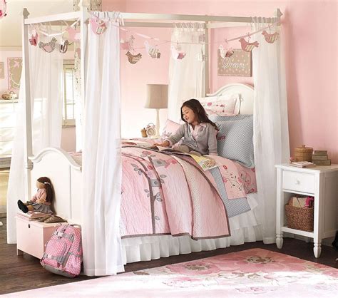 It also adds elegance to the bedroom decoration. Cute Colorful Kids Bedrooms Collection from Pottery Barn ...