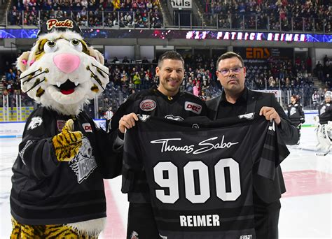 Ice Tigers bezwingen Krefeld 900 DEL Spiel für Patrick Reimer