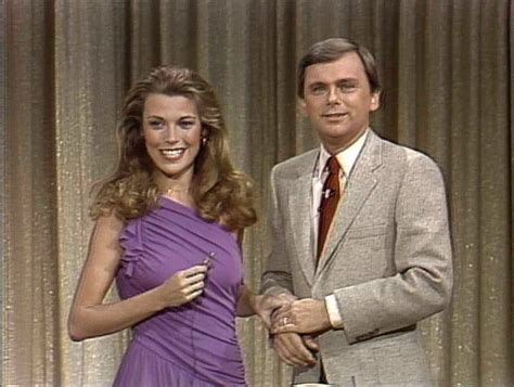 Wheel Of Fortune Fans Say Vanna White Looks Exactly The Same In Throwback Pic From 40 Years