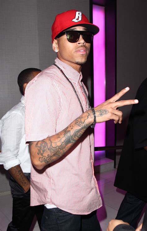 chris brown and bow wow party at fontainebleau miami beach s liv nightclub bow wow drinking