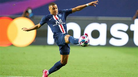 Compare kylian mbappé to top 5 similar players similar players are based on their statistical profiles. Kylian Mbappé positiv auf Corona getestet - siebter Fall ...