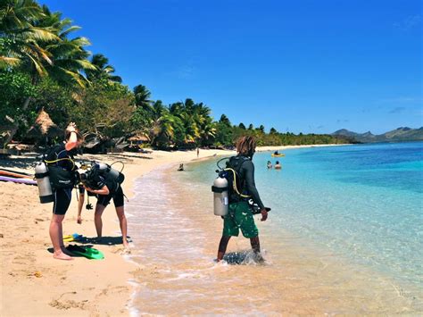 Blue Lagoon Beach Resort Fiji Accommodation And Resorts
