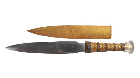 King Tuts Dagger Made Of ‘iron From The Sky Researchers Say The