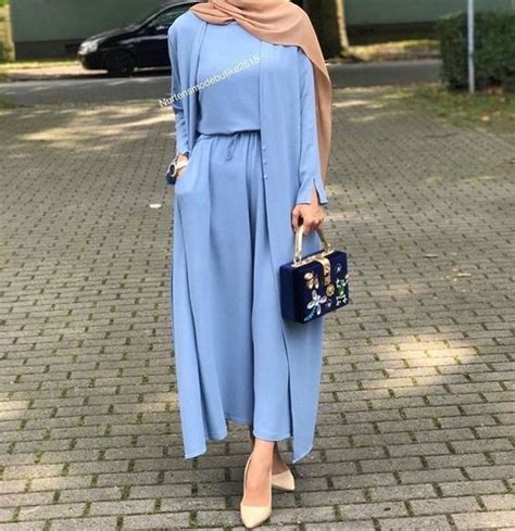 نعم أملك جسما مغريا كما يقولون و نتيجة ذلك أصابني كما يصيب الجميلات قليلا من الغرور. ملابس بنات , اجمل موديل ازياء محجبات صيفي 2020 - عالم ستات