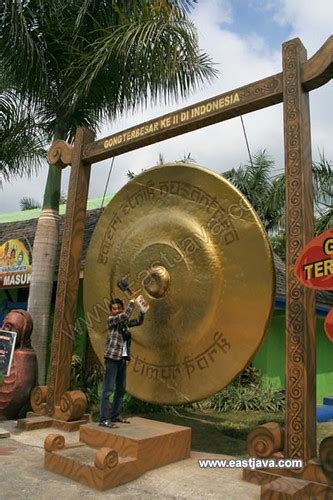 The Biggest Gong In Jatim Park Batu Flickr Photo Sharing