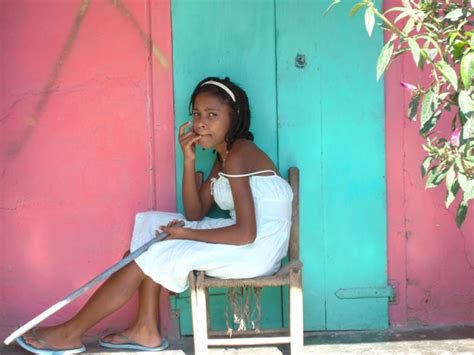 Restav Blokkok és Gyermekkereskedelem Haitin F3magazineunicriit