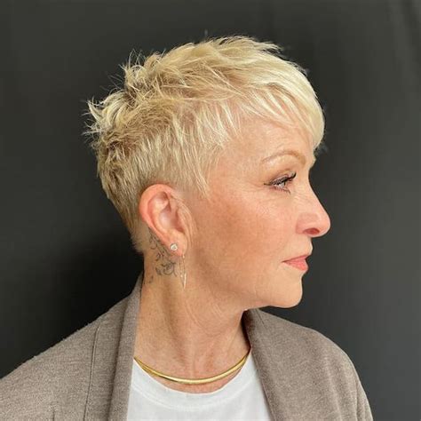 27 Youthful Short Haircuts For Women Over 50 Short Haircuts