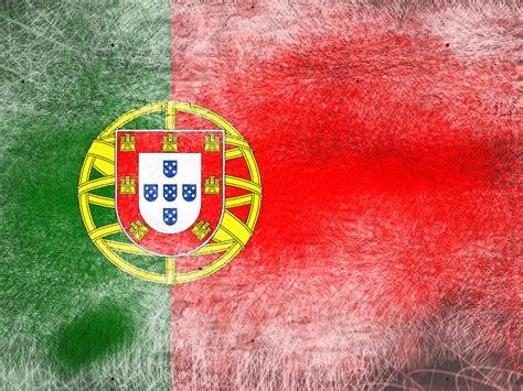 Das portugal flagge wallpaper gehört zur flaggen und schilde kollektion und hat die vorherrschende farbe ist rote, es wurde von wallery erstellt und von wallery mit ai bearbeitet. Portugal Flagge 012 - Hintergrundbild