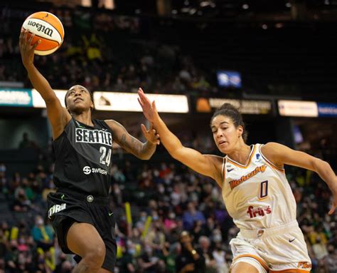 Seattle Storm Season In Review Jewell Loyd The Next